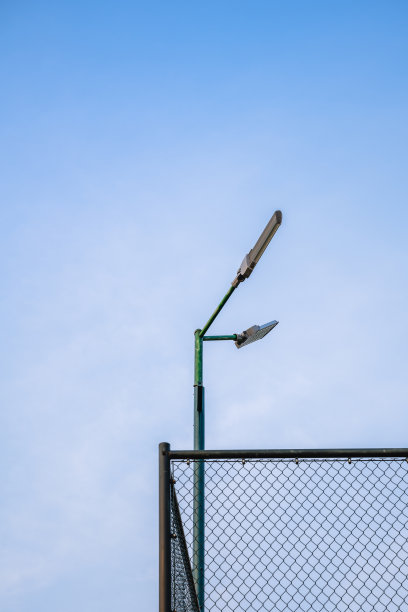 日出路灯图片下载
