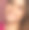 美容、彩妆和护肤化妆品模特的脸部肖像以粉红色为背景，微笑的女人用自然的妆容，完美健康的牙齿，护理牙齿图片下载
