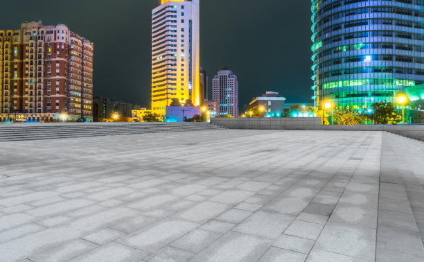 现代建筑的空砖楼面夜景图片下载