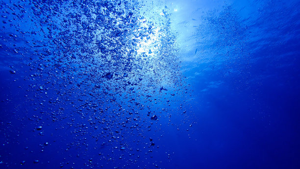 深海中的抽象水下艺术图片下载