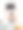 做作业的女生开心地举起一块写有题词的黑板回到学校。图片下载