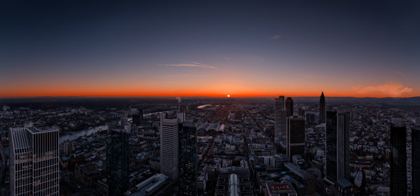 法兰克福天际线的突出观点图片下载