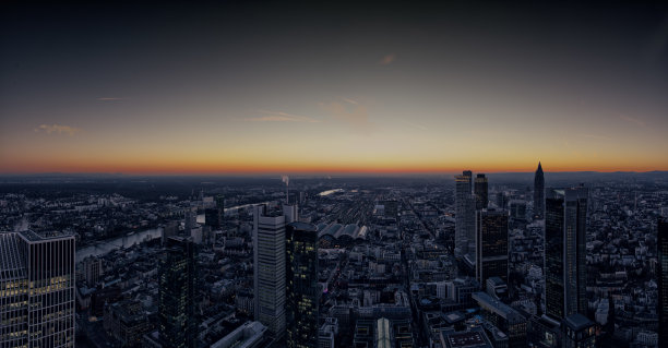 法兰克福天际线的突出观点图片下载