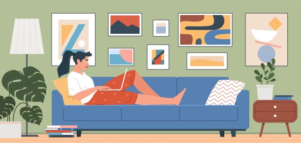 一个女人躺在沙发上，手里拿着一台笔记本电脑图片下载