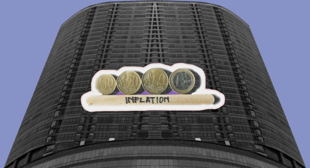 办公楼和欧元硬币与文字通货膨胀拼贴。属性通货膨胀的概念图片下载