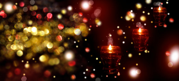 婚礼的夜晚有很多灯，蜡烛，金色的散灯。节日,聚会,节日图片下载