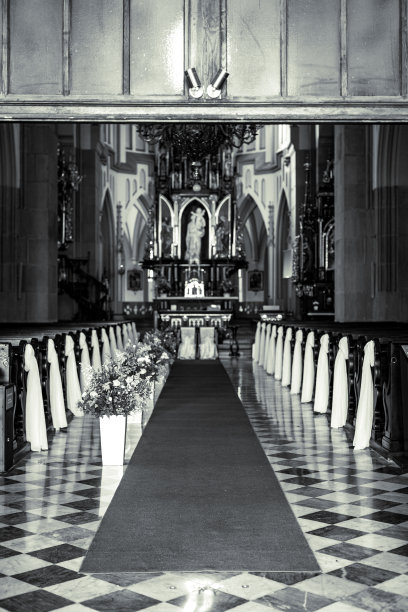 教堂，婚礼大门在修道院图片下载