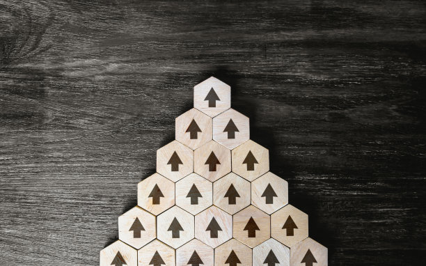 同向运动:同向运动力量在于团结和人数。给自己一个计划。领导技巧。一组。整合和形成。共同的兴趣，解决问题。合作和团队精神。图片下载