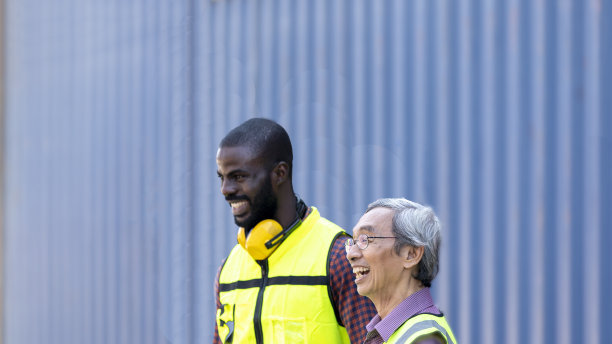 差异在容器图片下载