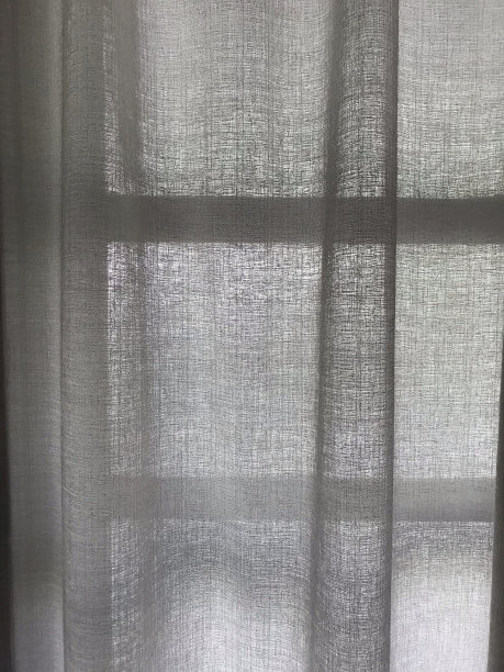 阳光透过白色窗帘图片下载