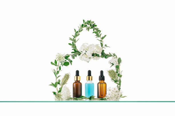 花叶框装化妆包三滴管瓶图片下载