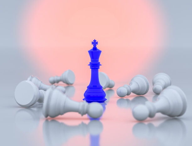 蓝色棋王站在散乱的白色棋子中间，3d插画图片下载
