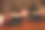 夫妇与杯芳香咖啡在木桌，特写图片下载