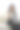 一名工作的日本女性通过远程工作在家庭办公室的特写图片下载