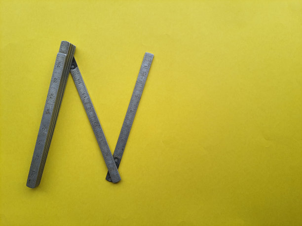 木制折叠公制刻度。图片下载