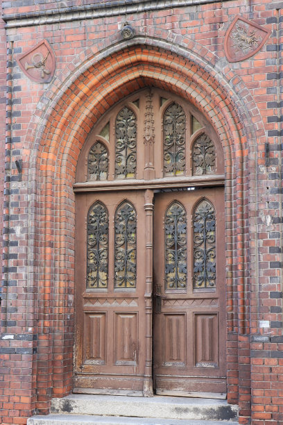 新哥特式建筑的门图片下载