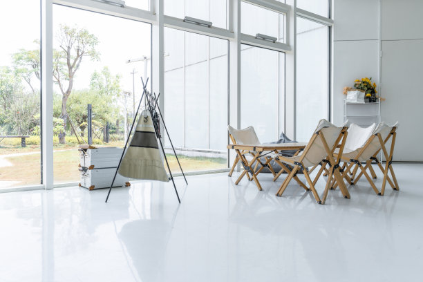 咖啡厅休闲户外风格的桌椅图片下载