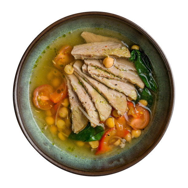 牛肉汤与肉，菠菜，坚果和西红柿的碗孤立的白底俯视图图片下载