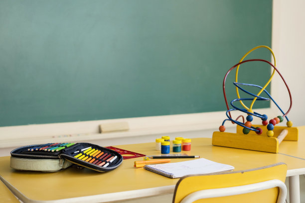 以前学校的教室图片下载