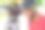 快乐的骑自行车的资深妇女戴着头盔和眼镜坐在公园的长椅上，靠近她的自行车使用手机阅读消息图片下载