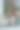 妈妈和女儿互相赠送圣诞礼物。图片下载