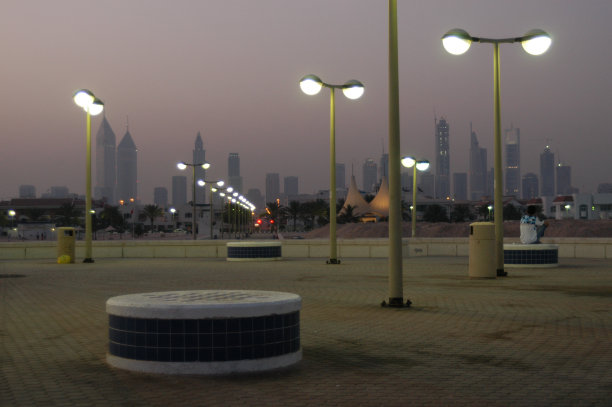 迪拜的日出晨曦图片下载