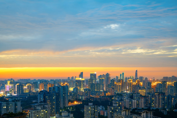 在晚上，美丽的城市风景是在重庆，中国图片下载