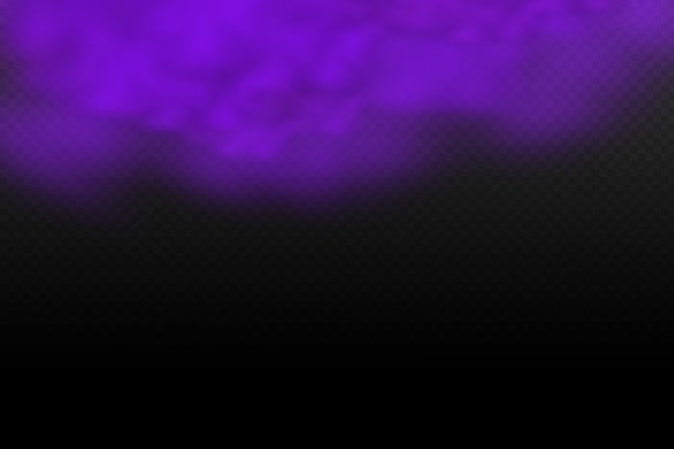 现实的，可怕的，神秘的紫罗兰雾在晚上万圣节。紫色有毒气体，有粉尘和烟雾作用。图片下载
