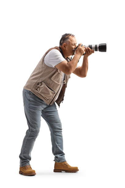 男子用专业相机拍照全身照图片下载