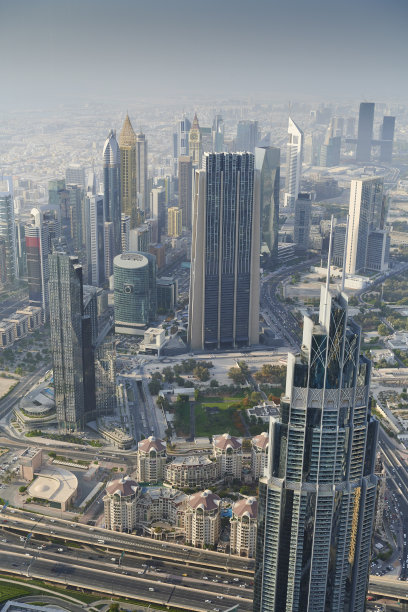 在迪拜的摩天大楼图片下载