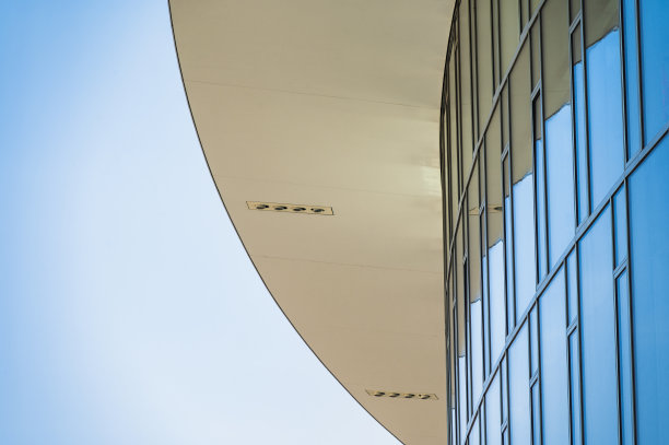 米兰盖奥伦蒂区，春天的一天图片下载