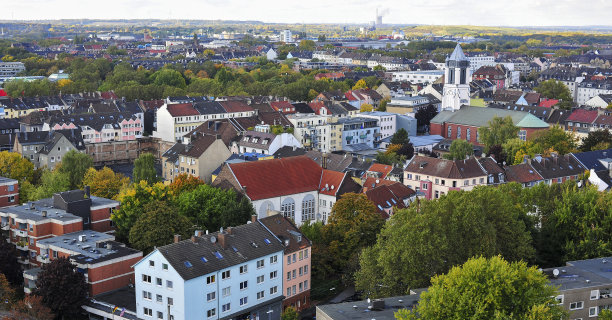 德国多特蒙德的城市全景视图从高处扭曲图片下载