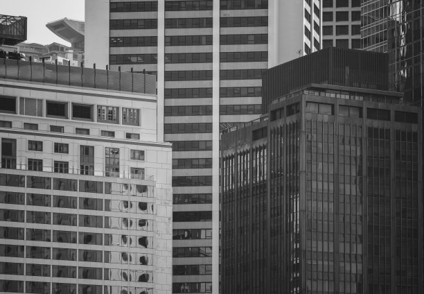 香港商业大厦特写;黑白两色图片下载
