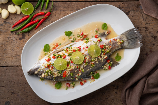 香辣柠檬汁蒸鲈鱼图片下载