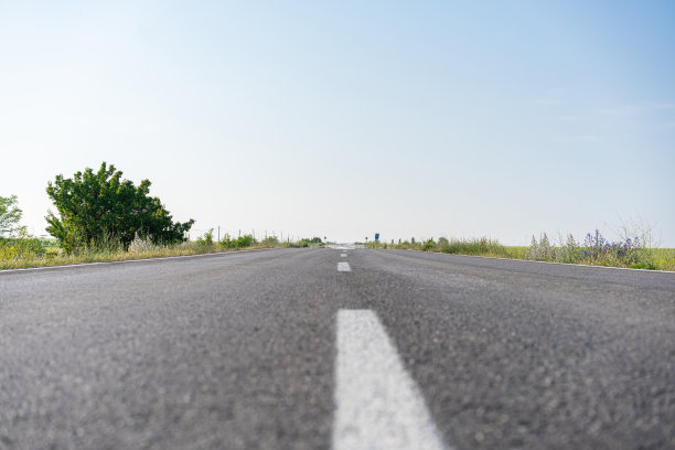 漫长的路，空旷的路，蓝天，在路上，美丽的风景，图片下载