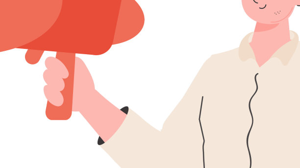 一个男人站在齐腰深的地方，手里拿着扩音器图片下载