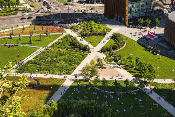 米兰盖奥伦蒂区，春天的一天图片下载