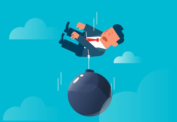 熟睡中的商人被一个巨大的铁球拉在一起，从高空坠落图片下载