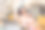 妈妈带着宝宝在家办公图片下载