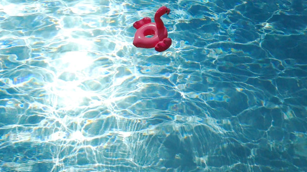 夏日泳池的感觉图片下载