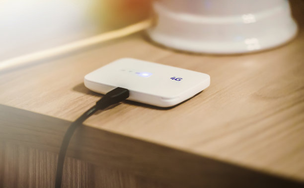 现代无线口袋4g wifi调制解调器。图片下载