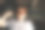 放松的中年女性滑板图片下载