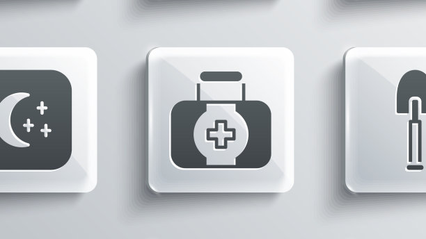 套防水胶靴双筒望远镜铲图片下载