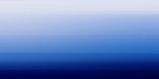 蓝色的山脉在雾的背景-股票照片图片下载