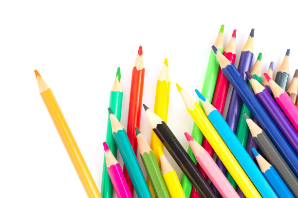 彩色彩虹铅笔孤立在白色背景图片下载