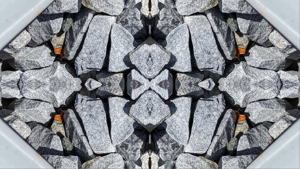 灰色细石和铁支柱的马赛克。图片下载