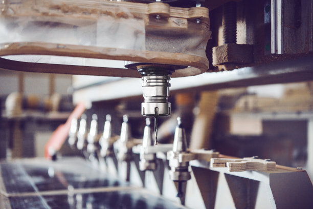 数控木工切割机，机床采用数控。图片下载