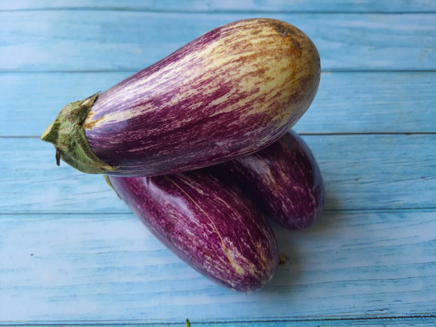 童话茄子图片下载