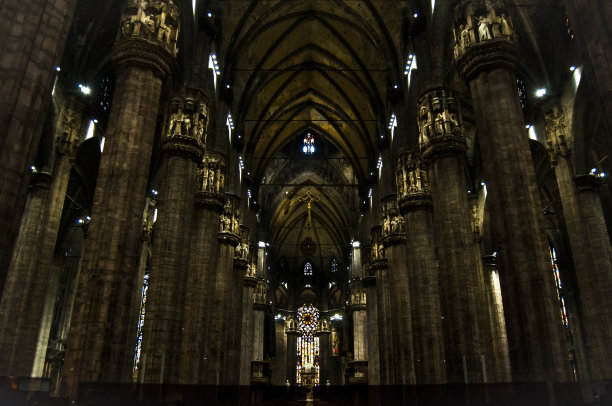 意大利一座教堂的一部分。哥特式建筑的例子图片下载