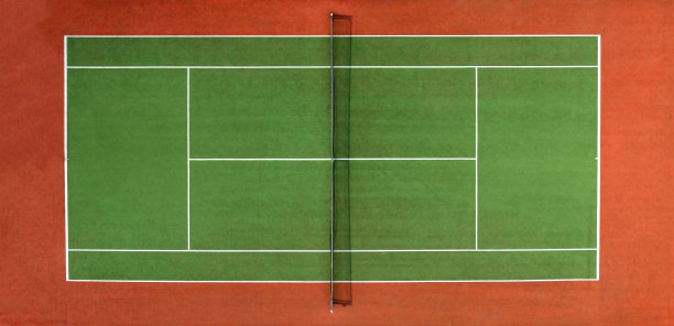 人造网球场的鸟瞰图图片下载